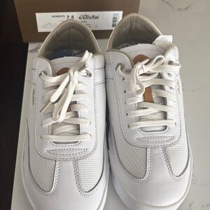 OluKai women’s  White and Tan Sneakers